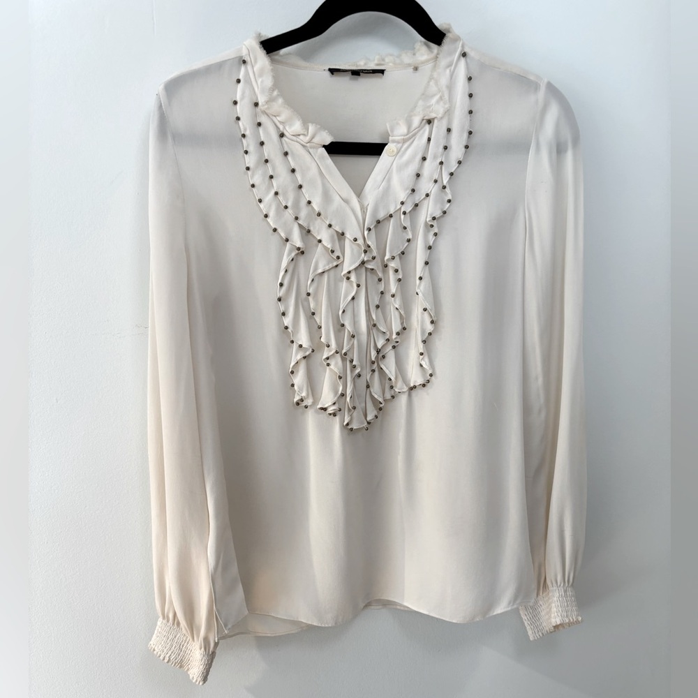 Kobi Halperin 100% silk blouse with beautiful beaded ruffles. Women’s size XS